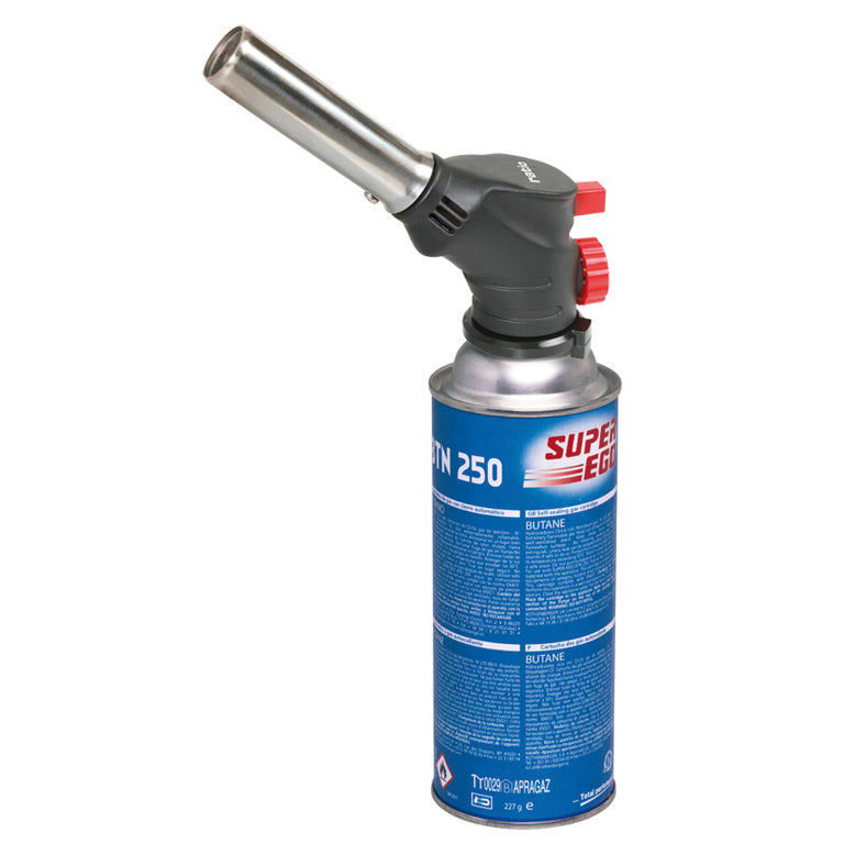 Soplete RATIO MultiBasic conectado a un cartucho de gas azul BTN 250 para uso portátil