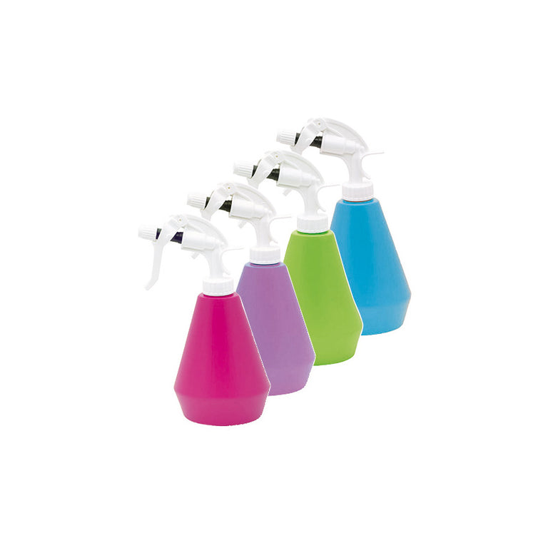 Pulverizadores Di Martino Ibiza en colores surtidos con boquilla regulable y gatillo ergonómico.