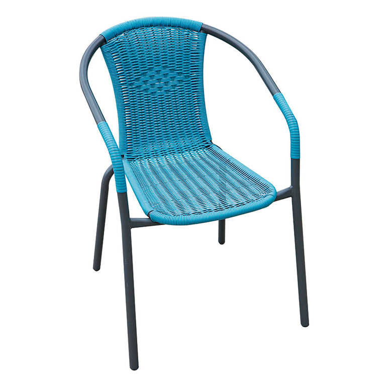 Silla de terraza Basic de fibra trenzada azul con reposabrazos y patas metálicas