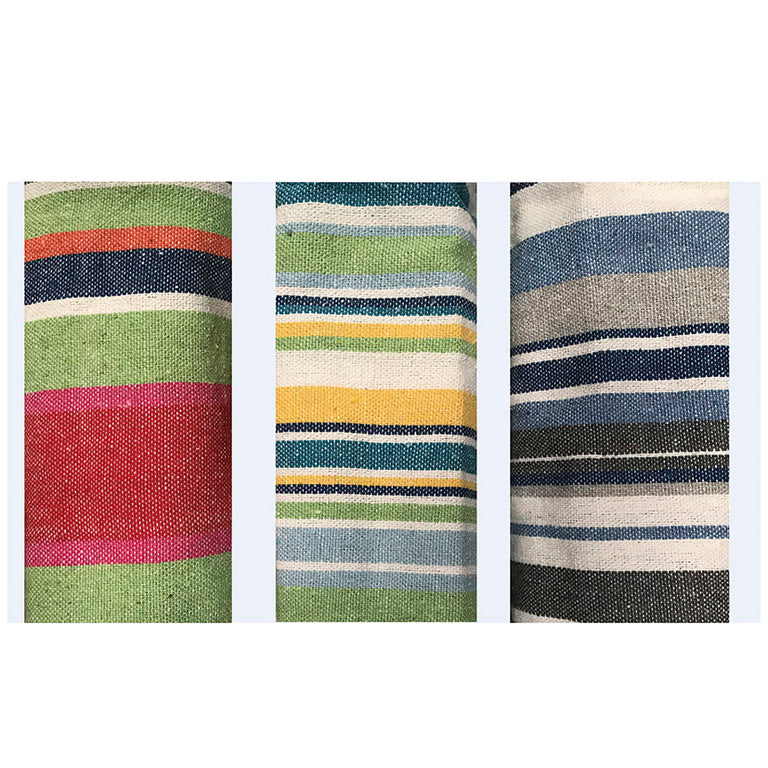 Muestrario de texturas y colores de tela resistente para hamacas de exterior