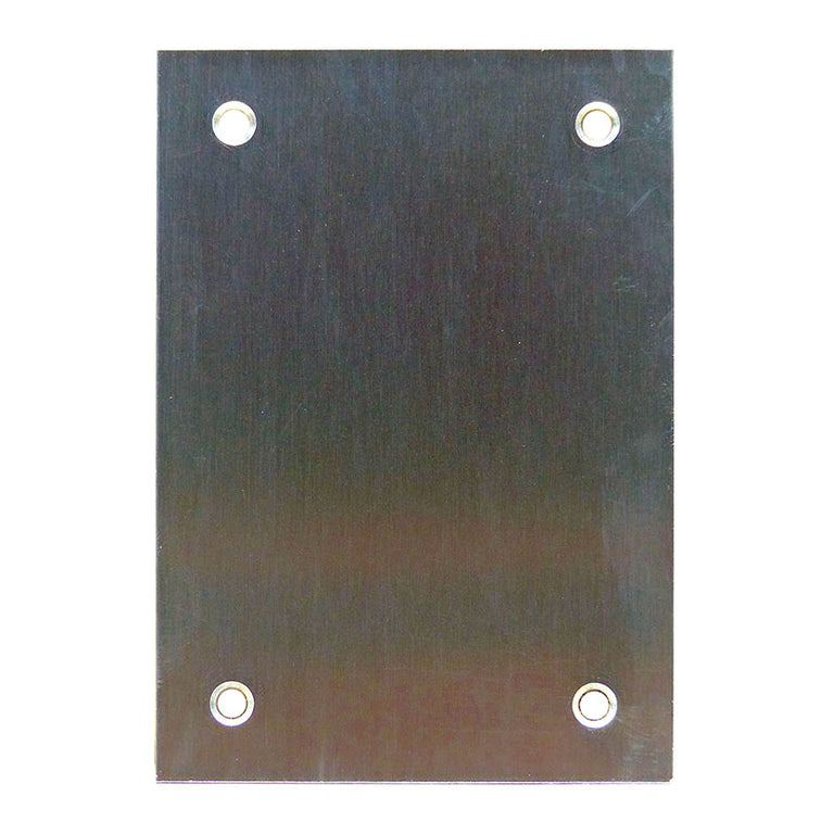 Placa ciega rectangular de acero inoxidable mate con cuatro orificios de fijación