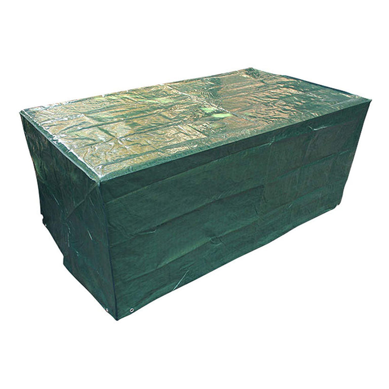 Funda protectora verde ALTADEX cubriendo conjunto de mesa y sillas rectangular en terraza