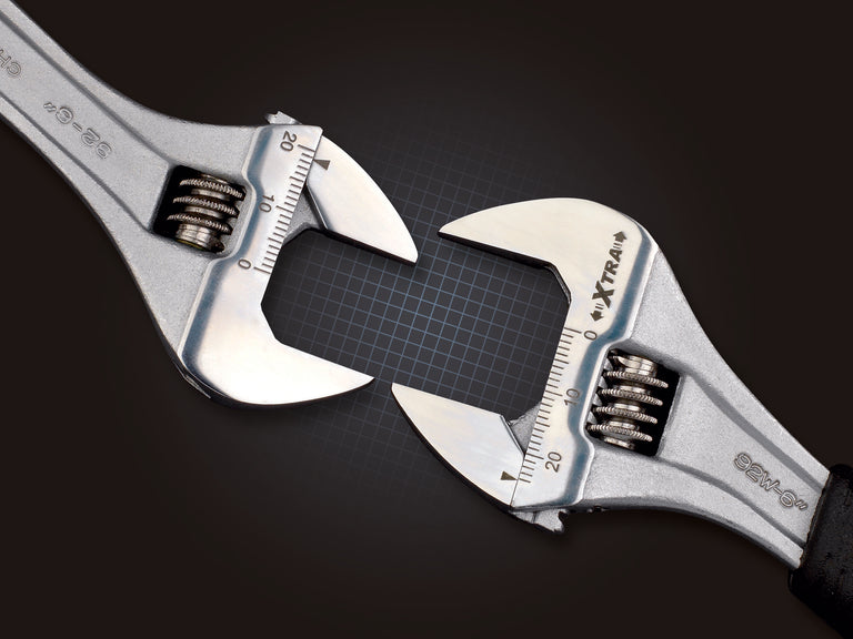 Llave Ajustable IREGA 92W: Ingeniería Profesional de 4" a 15"