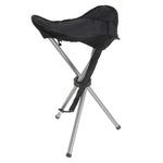 Taburete plegable de camping tipo trípode en color negro con estructura de acero gris y cinta de transporte.