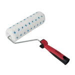 Rodillo de pintura antigota RATIO serie profesional de 22 cm con mango ergonómico bimaterial rojo y negro.
