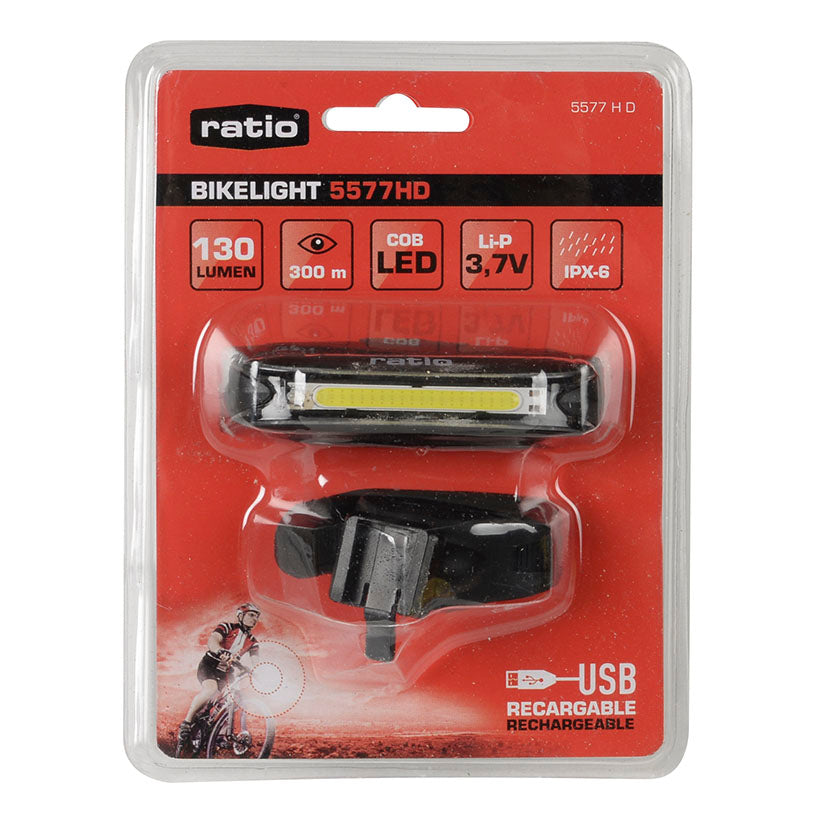 Blíster de luz para bicicleta RATIO 5577HD detallando 130 lúmenes, alcance 300m y protección IPX-6.