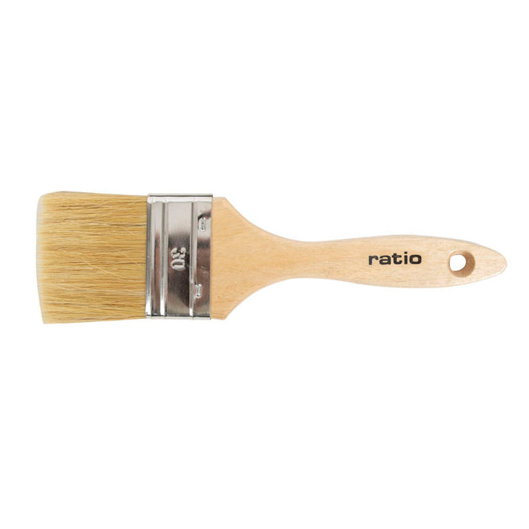 Brocha plana RATIO Nº 30 para aplicación de tratamientos de superficie y bricolaje.