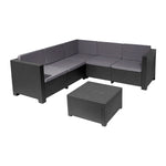 Conjunto de jardín Oasis gris grafito con sofá rinconero de 5 plazas y mesa de centro cuadrada.