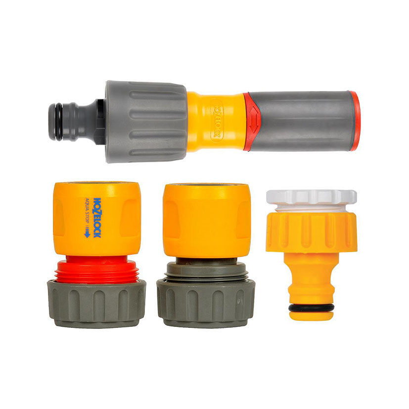 Lanza de riego Hozelock 3 en 1 con conectores rápidos y adaptador de grifo sobre fondo blanco