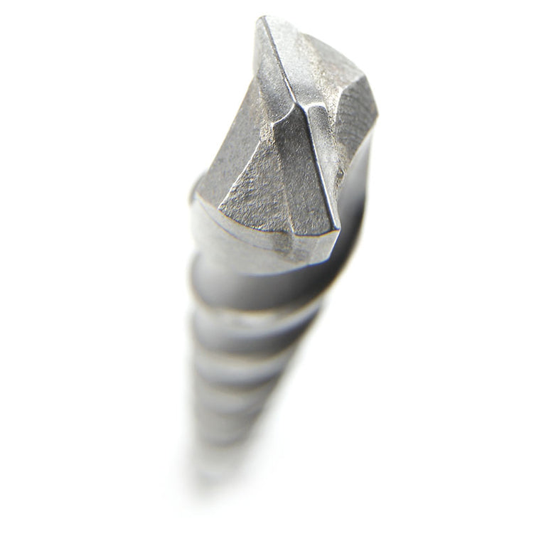 Primer plano de la punta de carburo de tungsteno con punta de centrado IRWIN