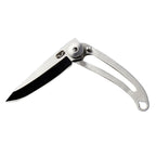 Navaja minimalista TRUE Bare abierta mostrando hoja de acero inoxidable con recubrimiento de titanio negro.