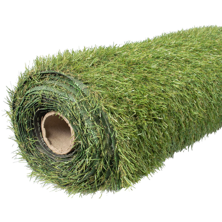 Rollo de césped artificial LISTA Standard Grass de alta densidad en color verde natural.