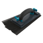 Lijadora manual Wolfcraft con mango ergonómico y rejilla de lijado negra montada