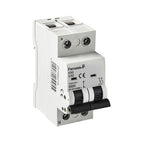 Detalle de interruptor automático Famatel 1P+N para cuadros eléctricos
