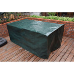 Funda de jardín instalada sobre conjunto de mesa y sillas en terraza