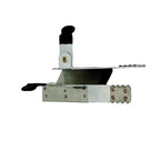 Pinza de bloqueo MACFER 35101 de acero inoxidable para persianas enrollables con sistema de cuña dentada.