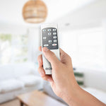 Mando a distancia ergonómico de Rointe para el control remoto del aire acondicionado portátil.