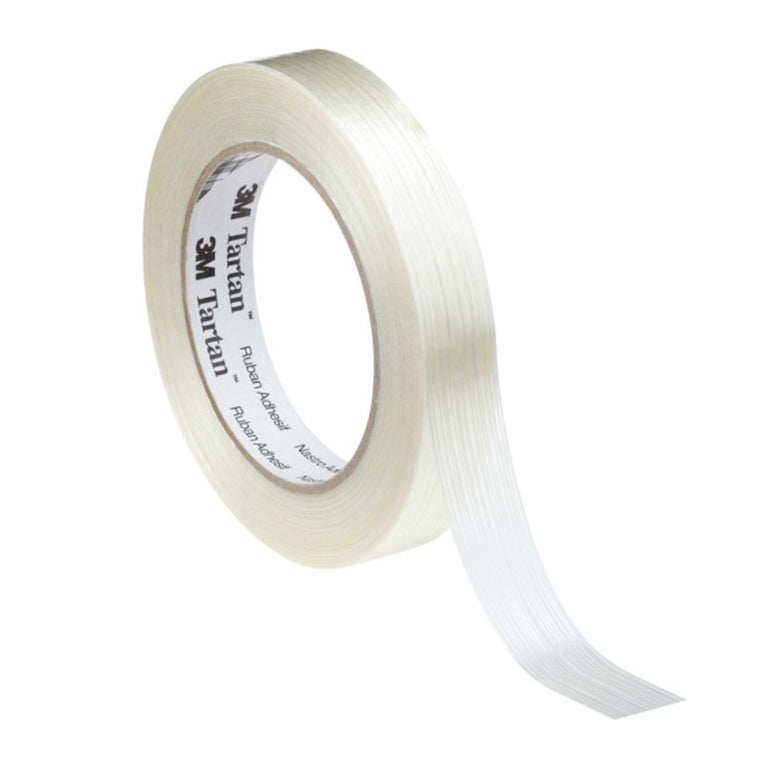 Rollo de cinta de filamentos 3M Tartan 8953 transparente con refuerzo de fibra de vidrio para embalaje de alta resistencia.