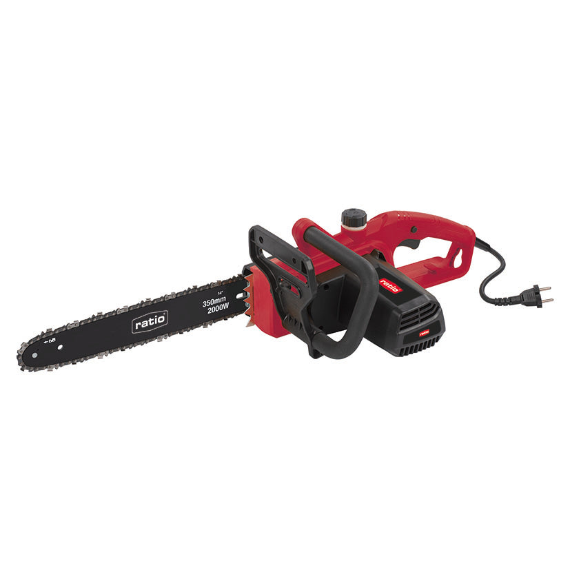 Motosierra eléctrica RATIO R-M2000 de 2000W con espada de 350mm y diseño ergonómico en color rojo y negro.