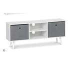 Mueble bajo para TV blanco con 2 cajones grises y estantes centrales con pasacables.