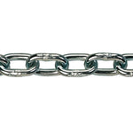 Detalle de eslabones de cadena genovesa de acero galvanizado brillante
