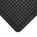 Detalle de la superficie con relieve de burbujas de la alfombra antifatiga Faru Bubblemat de caucho negro
