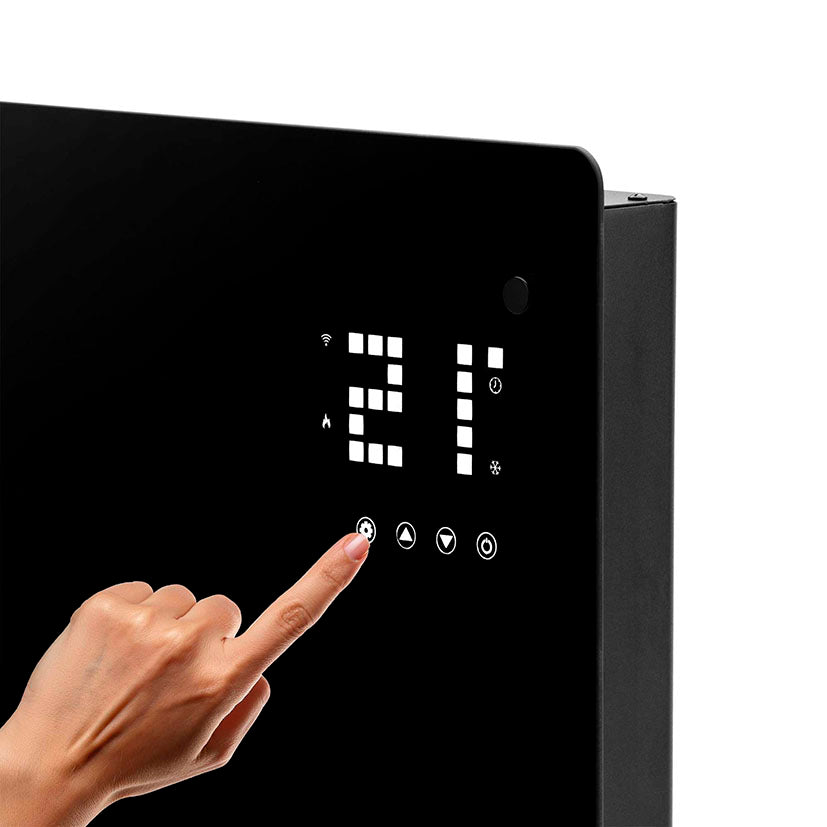 Detalle del panel táctil y display LED invisible del convector JATA