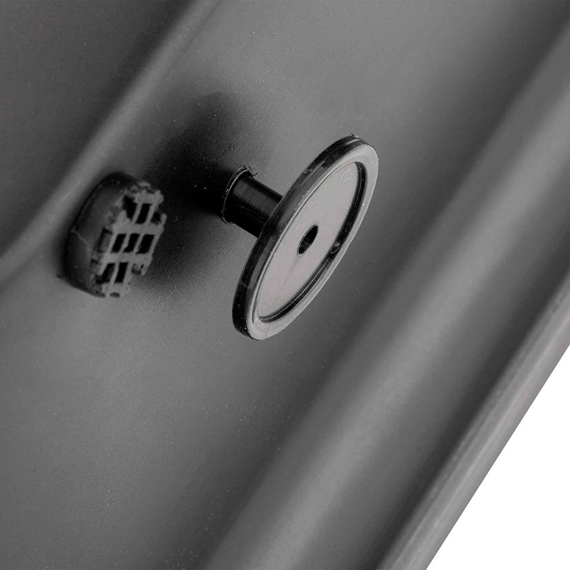 Detalle del sensor de seguridad antivuelco ubicado en la base inferior del calefactor JATA.