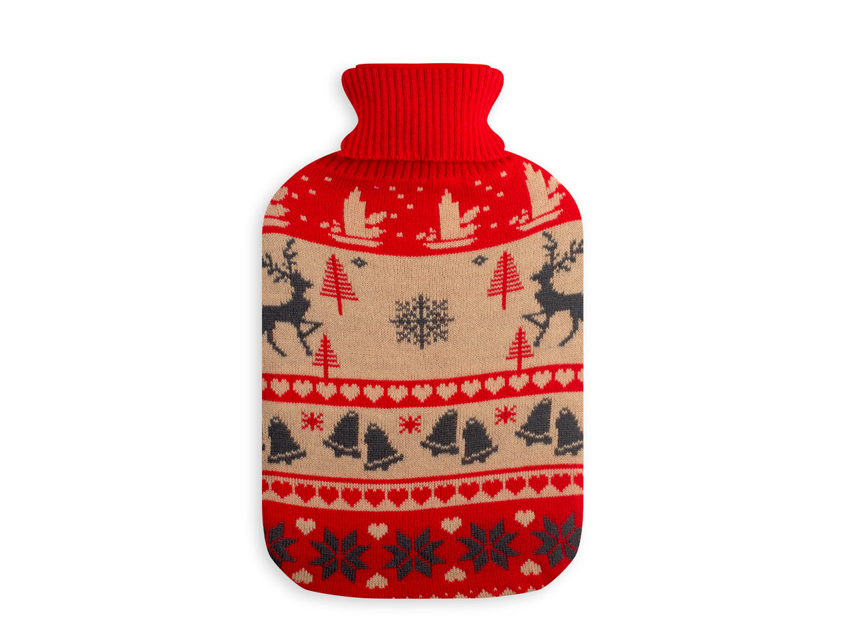 Bolsa de agua caliente Pengo con funda azul celeste y patrones de copos de nieve y renos blancos.